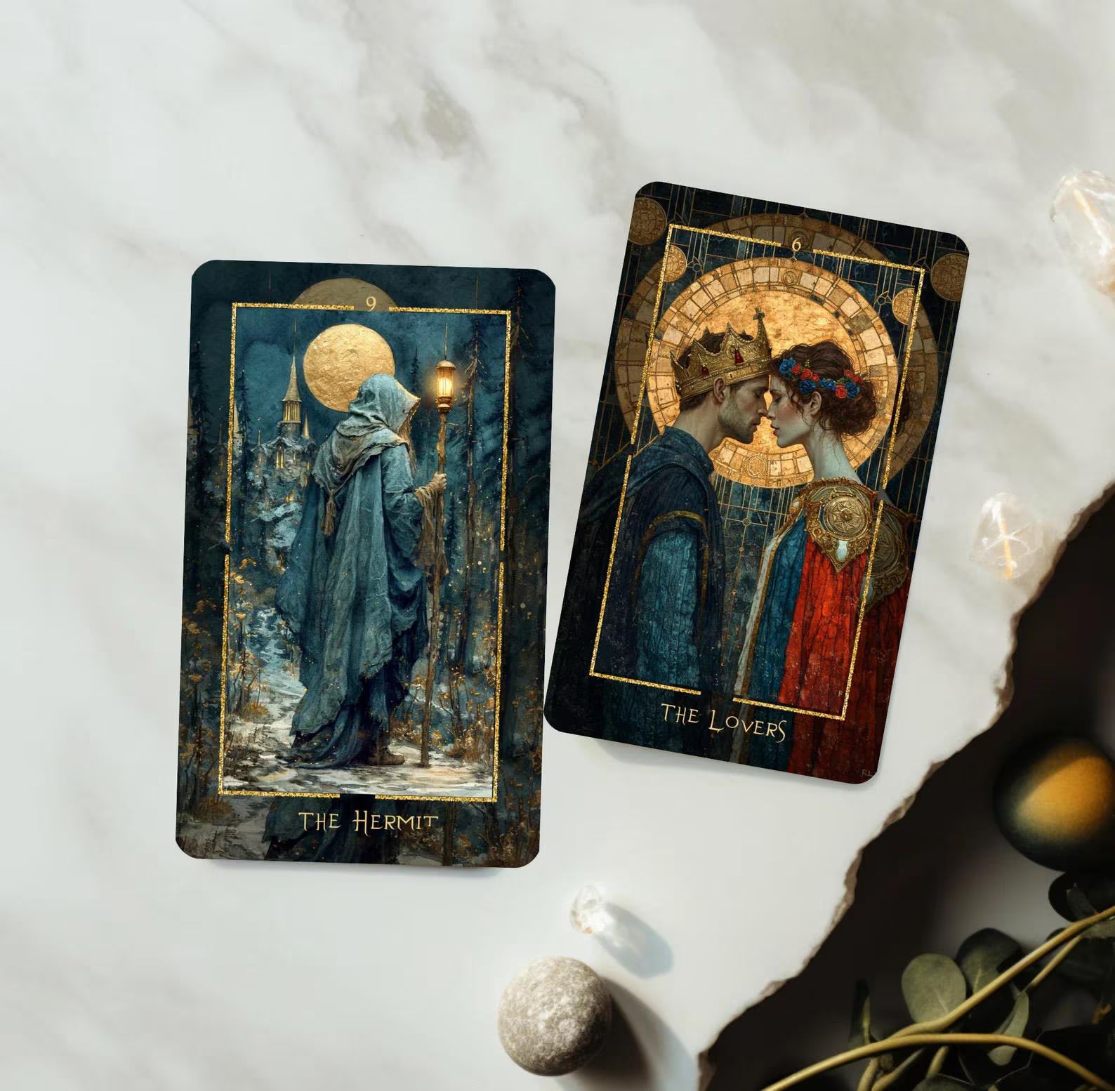 Lunar Cycle Tarot Deck: Vintage-Inspired Cards with Guidebook